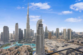 Exclusive 2 & 4 Bedroom Apartments I Burj Khalifa, Fountain and City Views I Free Wi-Fi, Pool, Gym & Parking I by Meerak